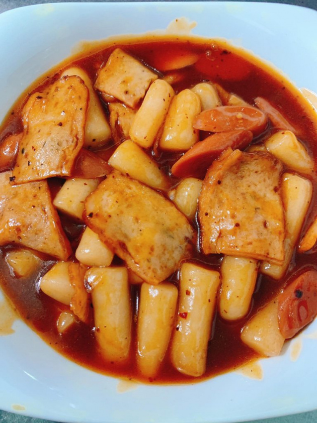 bánh gạo, làm bánh gạo, tokbokki, cách làm bánh gạo cay tokbokki bằng bột gạo