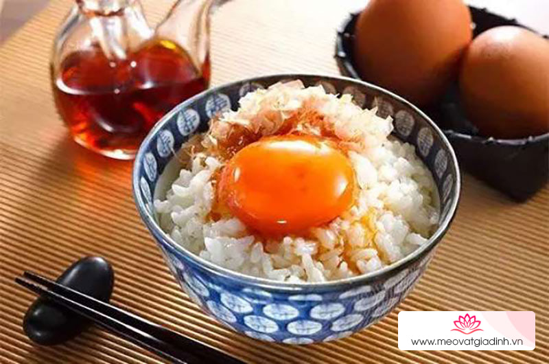 Món cơm trộn trứng sống của người Nhật có gì mà rất nhiều người lại mê?