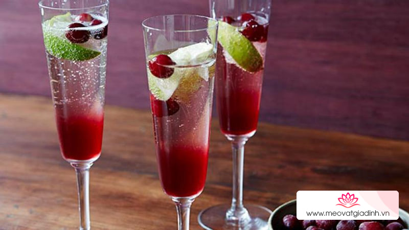 các món giái khát, công thức nấu ăn, cocktail nam việt quất, nam việt quất, 4 cách làm cocktail cranberry ngon nhất, dễ làm