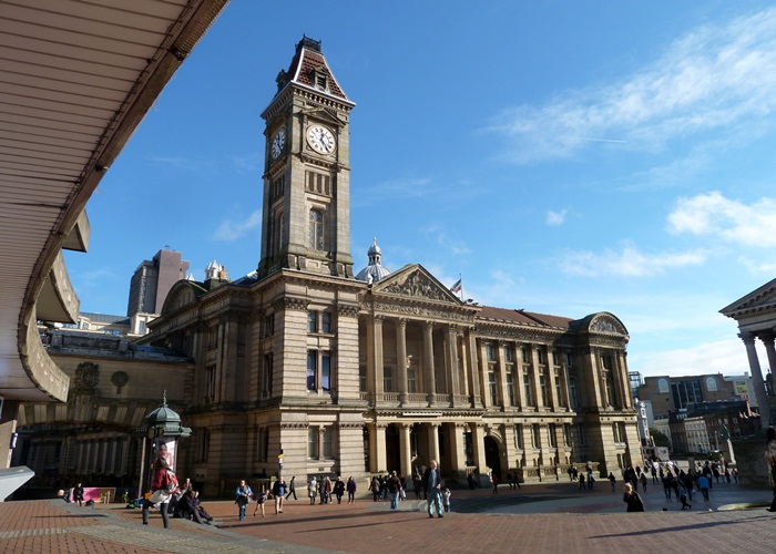 Tham quan bảo tàng Birmingham ngắm bộ sưu tập nổi tiếng thế giới
