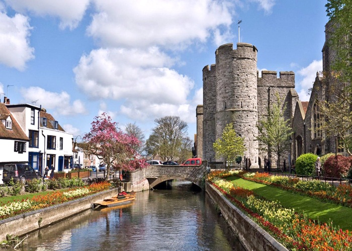 Những địa điểm lịch sử nổi tiếng của thành phố Canterbury