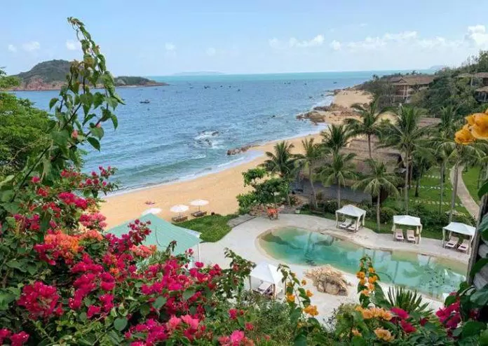 du lịch, việt nam, top 10 khách sạn ở quy nhơn gần biển, view đẹp, “đáng thử” vào mùa hè 2022