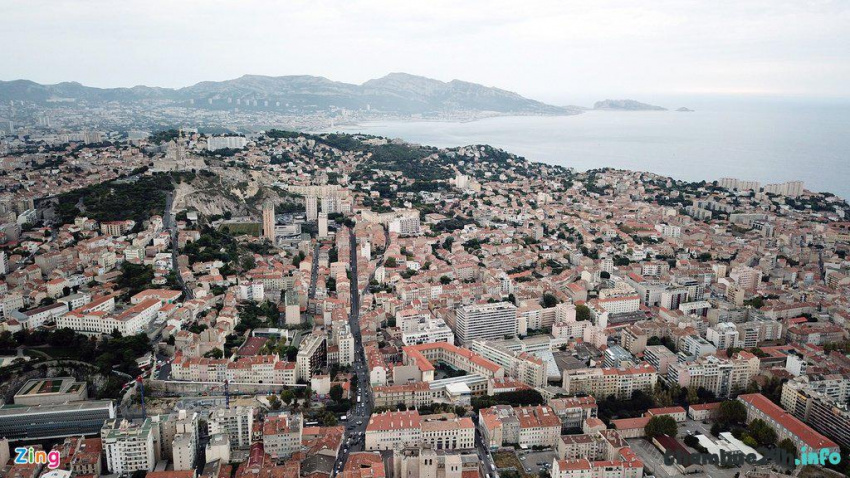 Review Những buổi chiều bình yên ở thành phố Marseille, Pháp