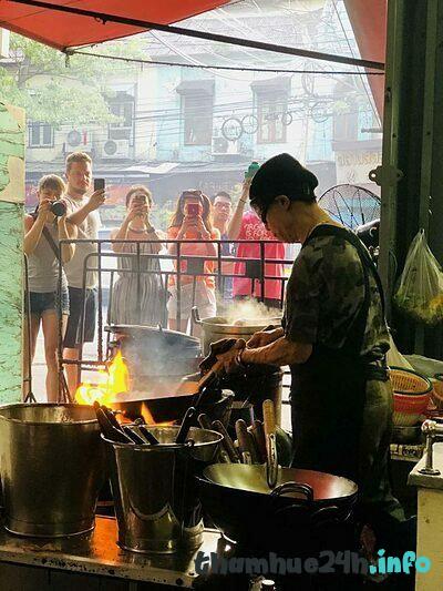 review 4 quán ăn đường phố phải ghé ở bangkok