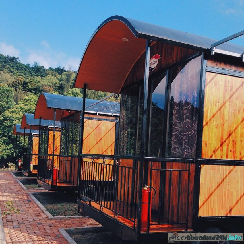 review coto garden: lạc trôi vào homestay “đoàn tàu gỗ” vạn người mê tại cô tô