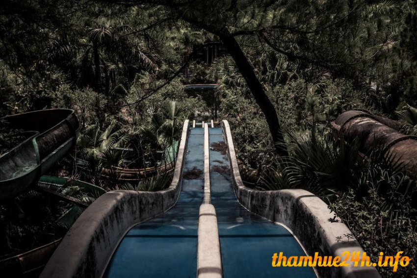 review công viên hồ thủy tiên – điểm check in ‘mộng mị, ma quái’ ở huế