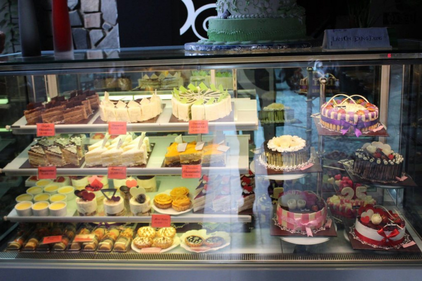 săn lùng 7 tiệm bánh ngọt ở huế khiến giới trẻ ‘phát thèm’