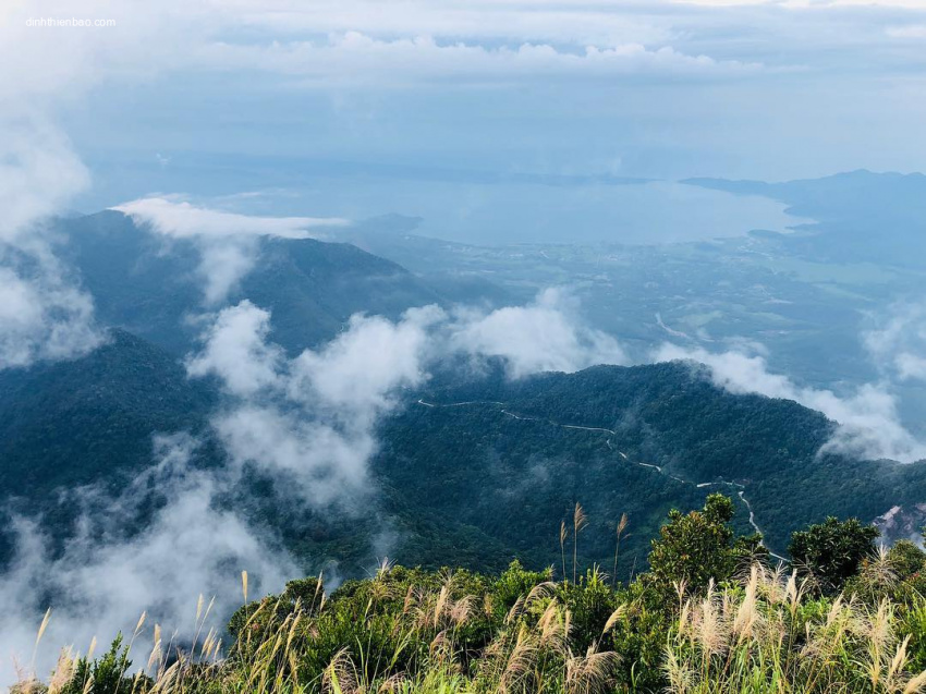 kinh nghiệm chinh phục núi bạch mã – đỉnh núi hùng vĩ xanh tươi 4 mùa