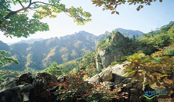 núi seorak – trái tim mùa thu hàn quốc