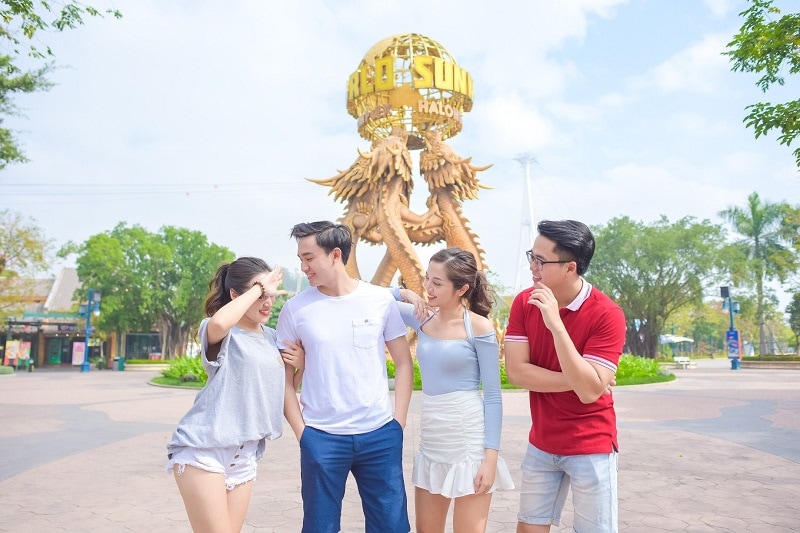 Kinh nghiệm đi Sun World Hạ Long Park: Đi lại, vé & ăn chơi