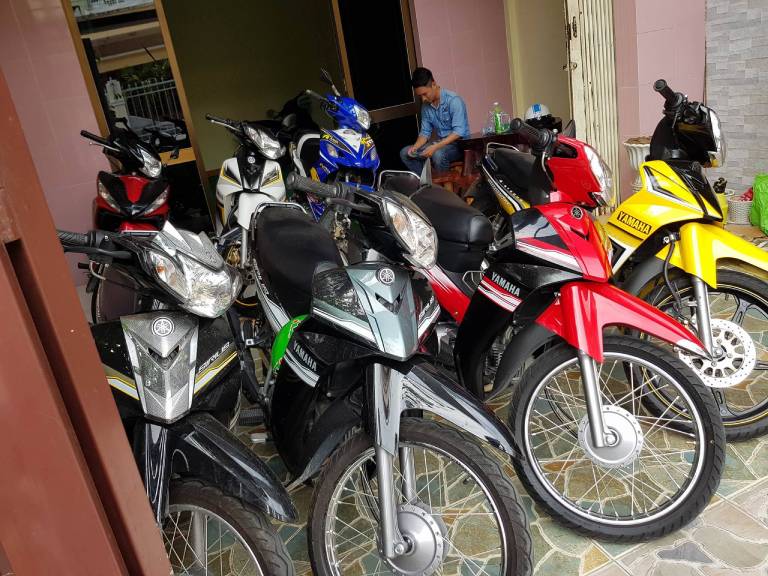 Tổng hợp 10 địa chỉ cho thuê xe máy gần Quận 5 Sài Gòn