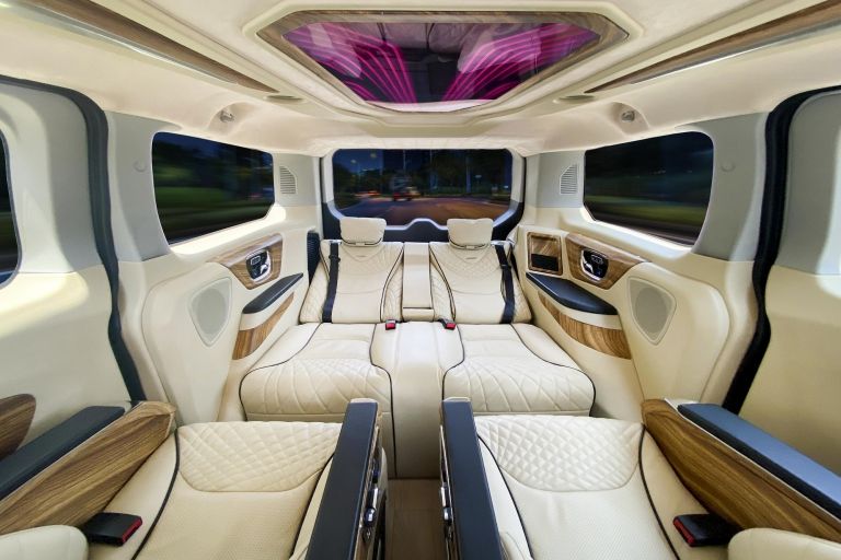 #7 xe limousine đà nẵng huế chất lượng hiện đại bậc nhất