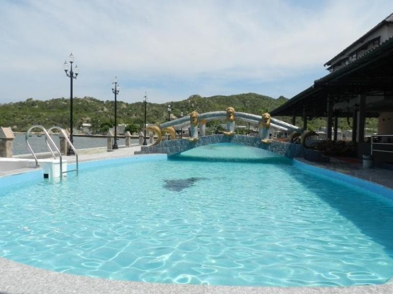 resort vĩnh hy | có hệ thống hồ bơi vô cực – địa điểm checkin cực hot