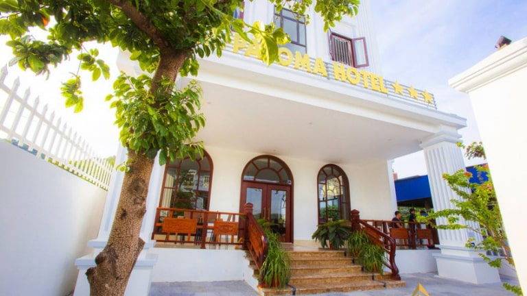 top 8 khách sạn vân đồn gần biển, giá rẻ có chất lượng phục vụ tốt