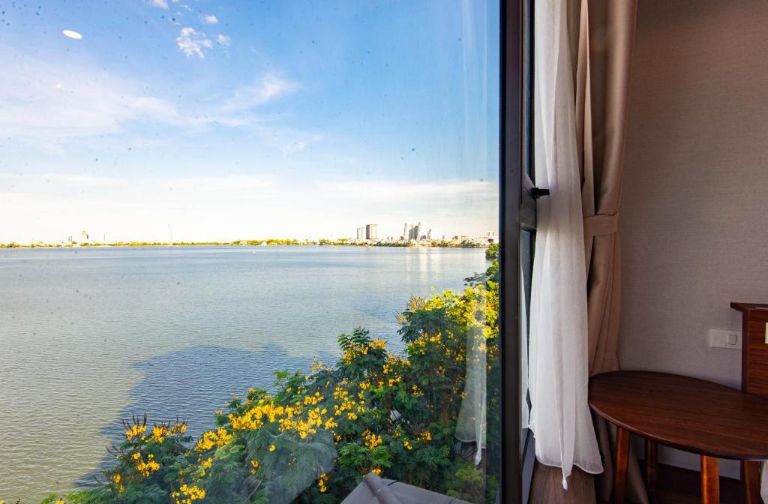 bật mí top 7 khách sạn hồ tây chất lượng có view cực chill