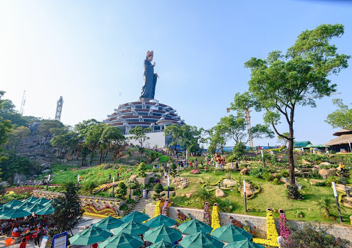 4 địa điểm check in trên đỉnh núi Bà Đen Tây Ninh mới nhất 2022