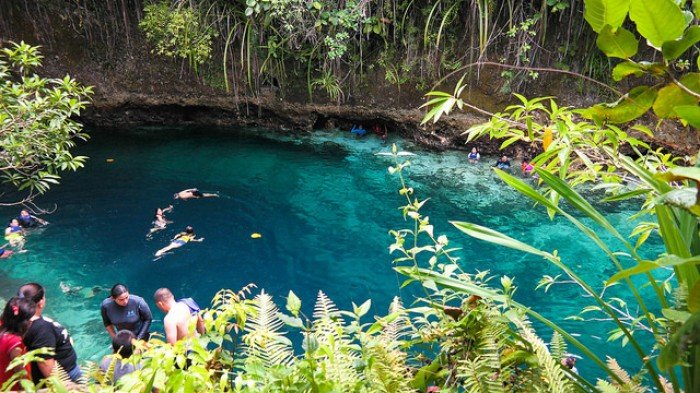 10 hồ bơi tự nhiên có khung cảnh thần tiên nhất thế giới