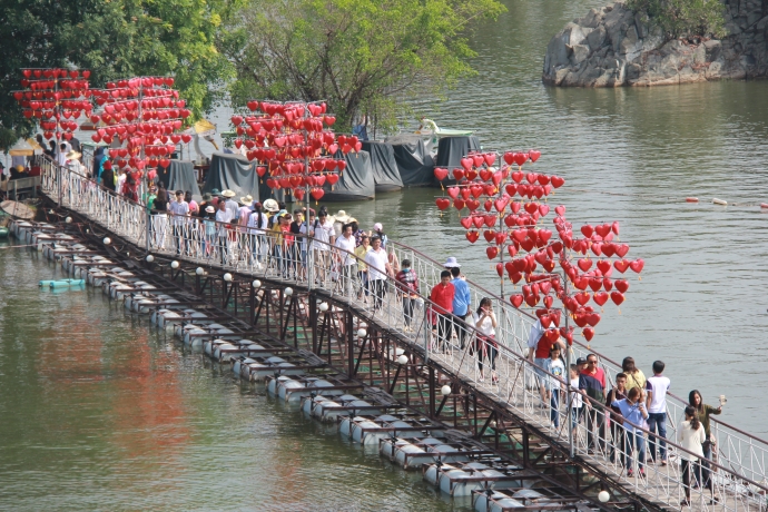 Top 8 địa điểm phượt đẹp gần TPHCM cho cặp đôi trong dịp lễ lớn Việt Nam