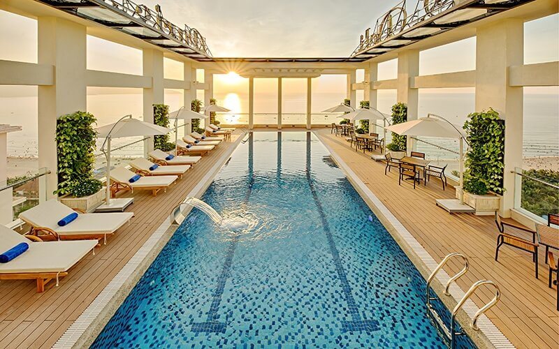 top 5 khách sạn gần biển mỹ khê ở đà nẵng bình chọn tốt nhất !