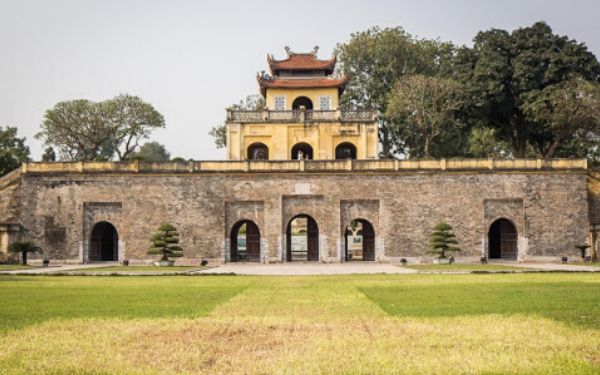 Review về Hoàng Thành Thăng Long điểm đến không thể bỏ qua ở Hà Nội