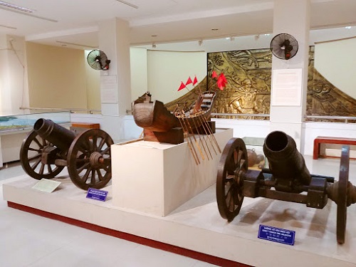 bảo tàng đà nẵng – địa chỉ thu hút ” nườm nượp” khách du lịch