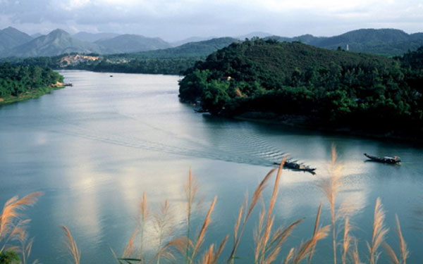 Thuyết minh về Sông Hương ở Huế  Kiến Thức Việt