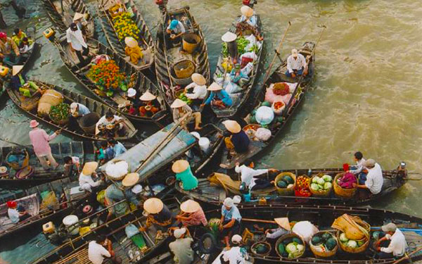 Khám phá văn hóa sông nước chợ nổi miền Tây