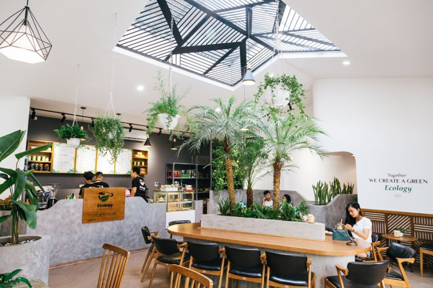 EEcology coffee & Tea – không gian cafe xanh giữa lòng thành phố