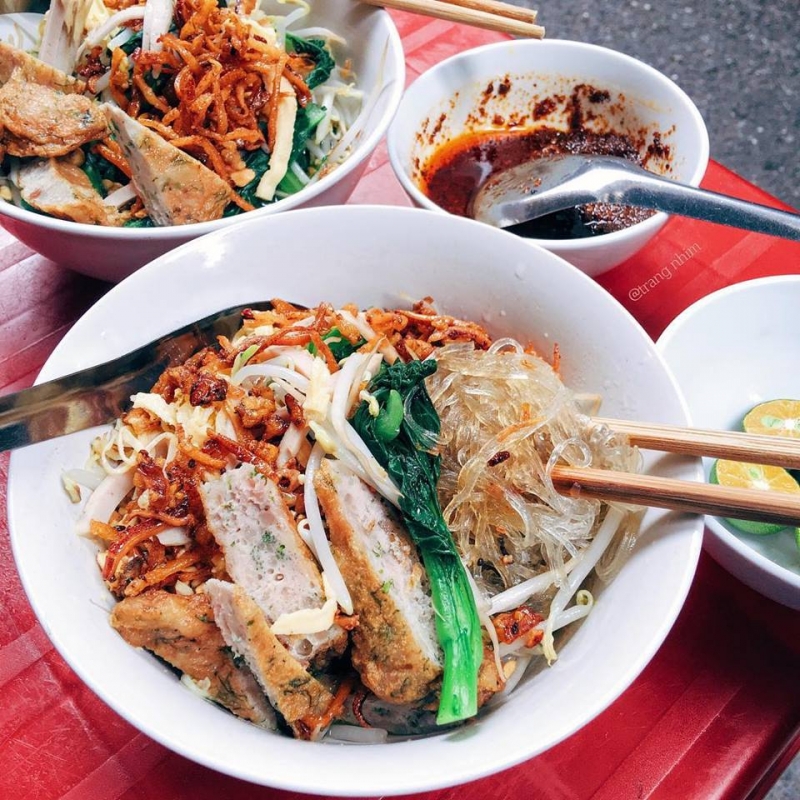 Quán miến trộn ngon ở Hà Nội được tín đồ ẩm thực yêu thích