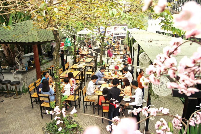 quán xá, dạo quanh những nhà hàng quán ăn sân vườn hút khách nhất hà nội