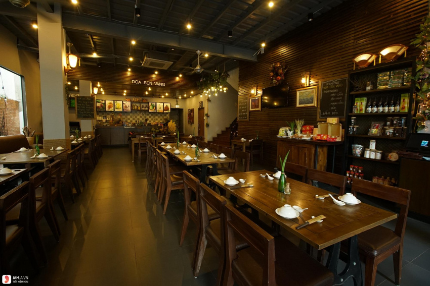 20 nhà hàng, quán chay ngon nhất ở Sài Gòn đông nghịt khách
