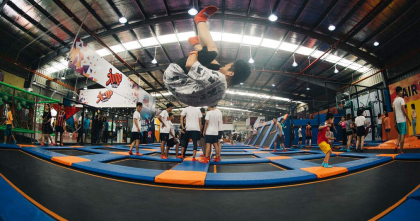jump arena hải phòng: vui chơi thả ga đánh bay “xì trét”