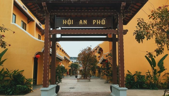 Khám phá Phố cổ Bãi Cháy - điểm check in độc đáo ở Quảng Ninh