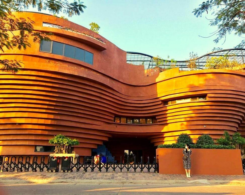 Bảo tàng gốm Bát Tràng – Kiến trúc có quy mô “khủng” của làng gốm