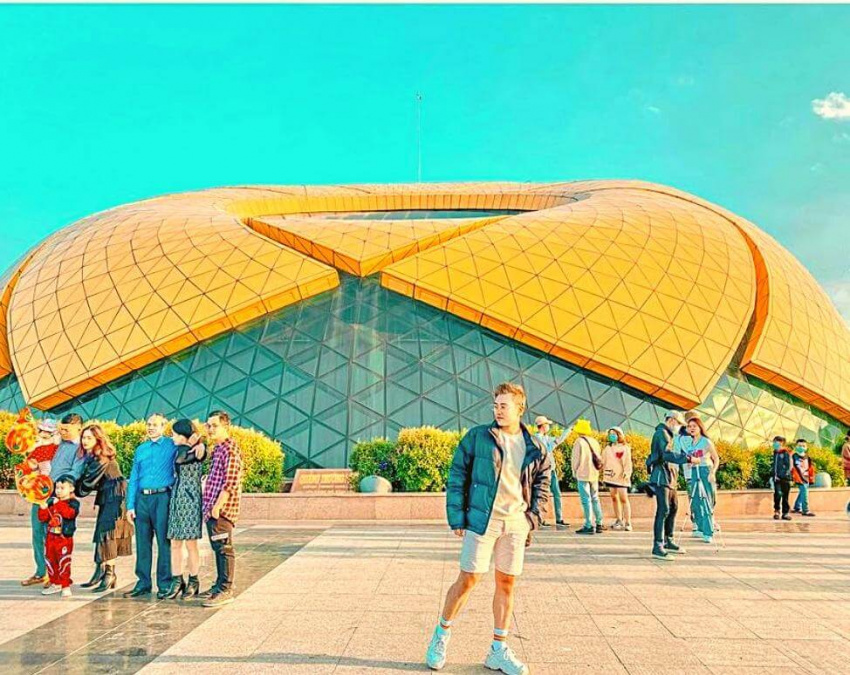 quảng trường lâm viên đà lạt – ấn tượng kiến trúc hoa khổng lồ
