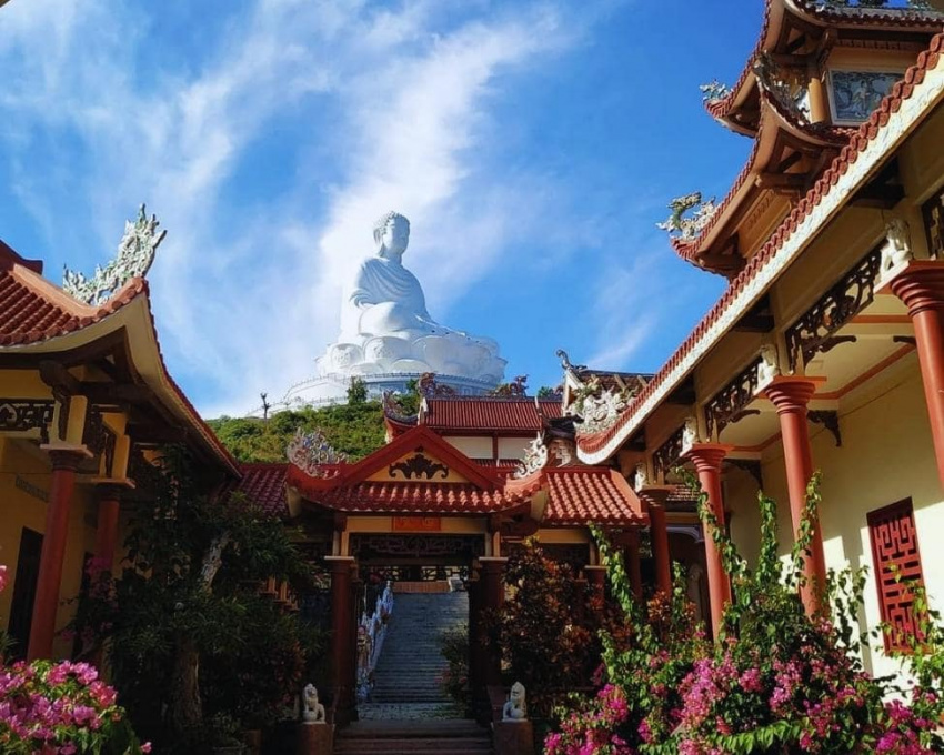 khám phá chùa ông núi – ngôi chùa linh thiêng nhất xứ bình định