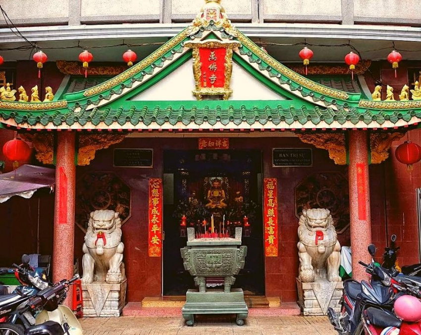 Chùa Vạn Phật ở quận 5  Khám phá ngôi chùa hơn 10000 tượng Phật   ALONGWALKER