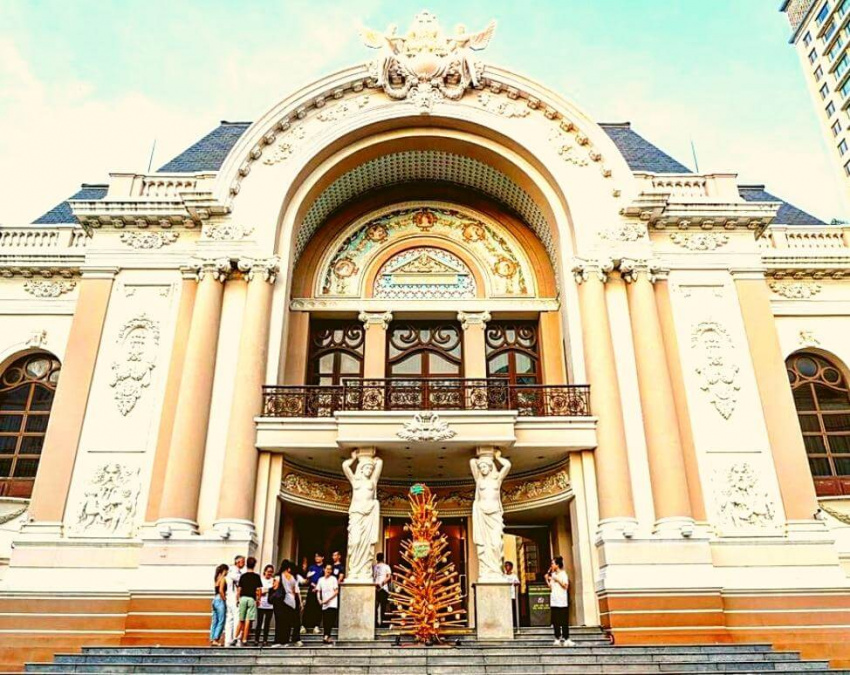Nhà hát lớn thành phố Hồ Chí Minh| Tuyệt phẩm kiến trúc cổ & độc