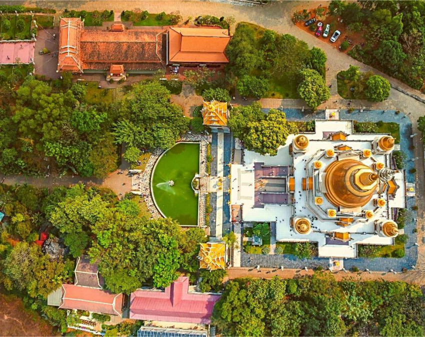 Chùa Thái quận 9 – “Kiến trúc xứ chùa vàng” giữa Sài Gòn phồn hoa