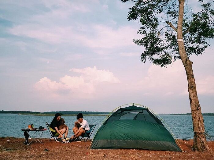 khám phá địa điểm cắm trại hồ trị an dành cho dân nghiền camping