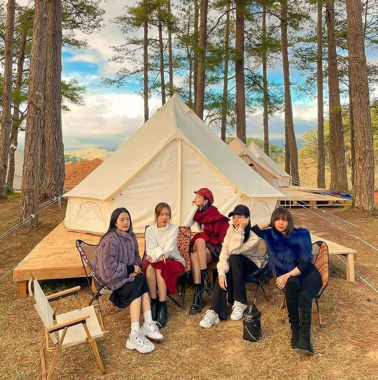 các hoạt động camping thú vị tại camp art mợ jen