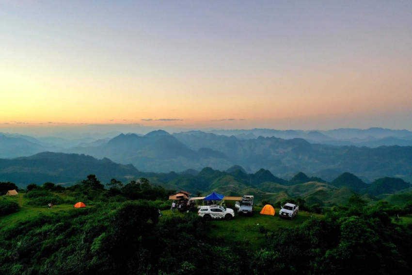 Đỉnh Tò Bò – Địa điểm cắm trại cực chill tại Sơn La