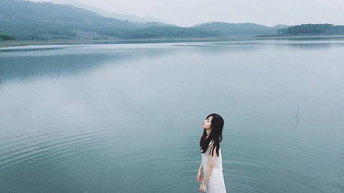 Tín đồ thích “xê-dịch” nhất đinh phải ghé thăm 4 điểm camping ở Ninh Bình ngắm “view” hồ này