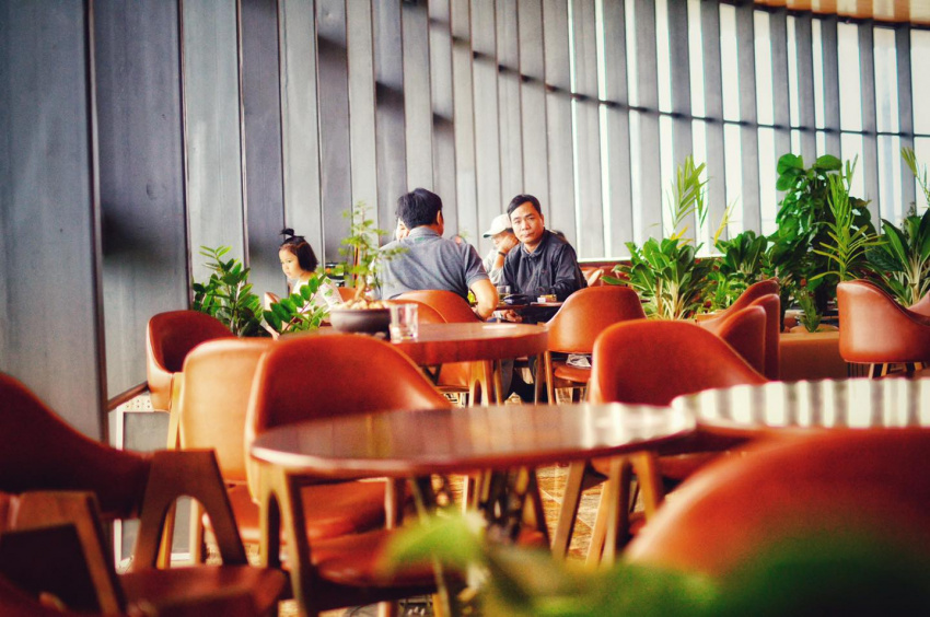 Khám phá tiệm cafe có view “triệu like” ngắm dòng sông Hương thơ mộng