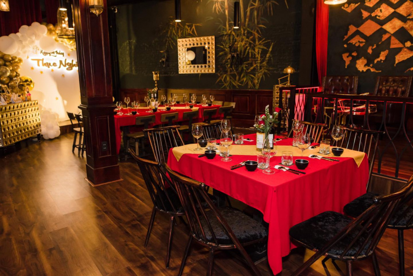 review nhà hàng cổ điển mang phong cách châu âu tại huế