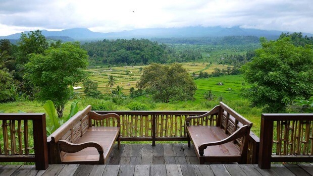 Top 10 Nhà Hàng View Đẹp Ở Bali Thu hút Nhiều Khách Du Lịch