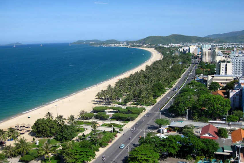 Vịnh Nha Trang vẻ đẹp thiên nhiên quyến rũ của biển