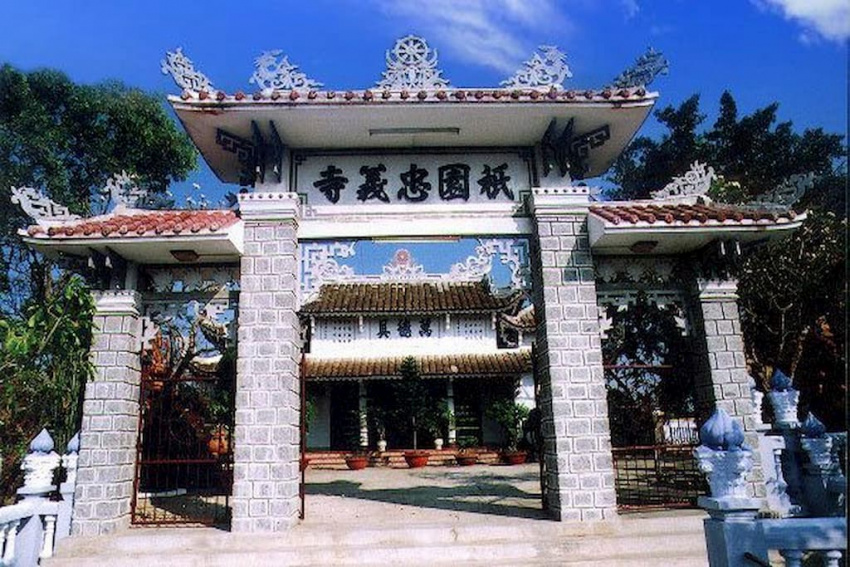 Núi Sinh Trung chùa Kỳ Viên nét huyền bí linh thiêng Nha Trang