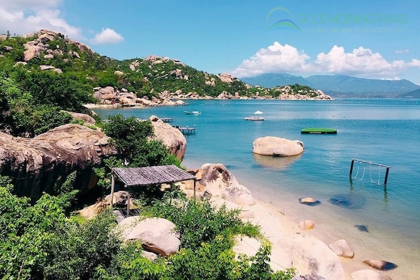 du lịch nha trang nên đi nhất năm 2022 - gọi ý 23 địa điểm du lịch nha trang nổi tiếng hấp dẫn, kinh nghiệm du lịch, du lịch nha trang, những địa điểm du lịch nha trang, công ty tnhh du lịch chào ngày mới, goodmorningtravel.vn, du lịch nha trang nên đi nhất năm 2022 - gọi ý 23 địa điểm du lịch nha trang nổi tiếng hấp dẫn