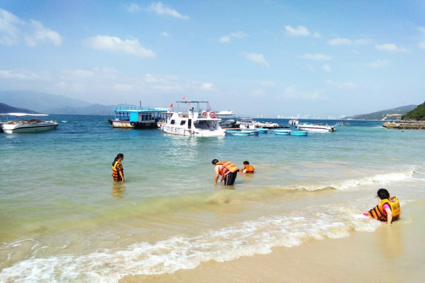 kinh nghiệm du lịch vịnh san hô nha trang, kinh nghiệm du lịch, công ty tnhh du lịch chào ngày mới, goodmorningtravel.vn, kinh nghiệm du lịch vịnh san hô nha trang